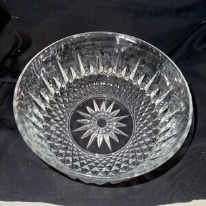 Vtg ARCOROC FRANCE - 8"x3.75" Clear Glass Bowl - Starburst Diamond‎ Pattern. VGC